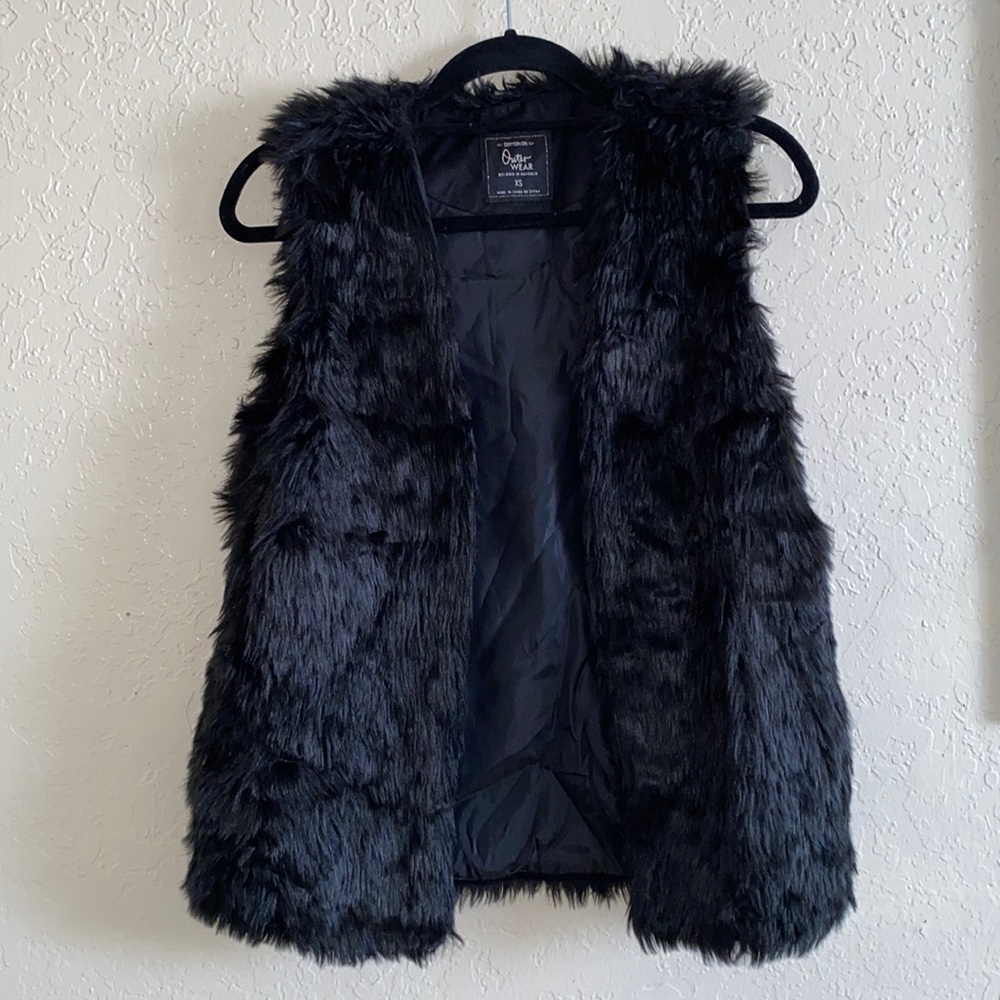 Cotton On Faux Fur Black Vest Size XS